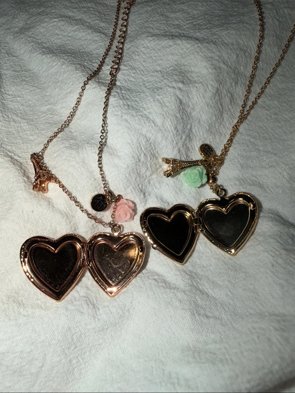 Claire's Kids Glitter Heart Locket BFF Necklace Set - 2 Pack Gold Tone EUC